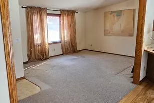 10430 Lever St NE, Circle Pines, MN 55014 - Photo 8