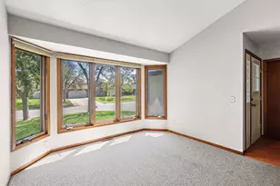 9419 James Ave N, Brooklyn Park, MN 55444 - Photo 8