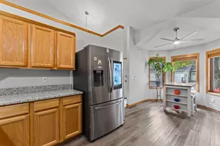 1140 Trenton Cir N, Plymouth, MN 55441 - Photo 12