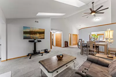 1140 Trenton Circle N, Plymouth, MN 55441 - Photo 2