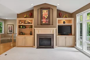 2512 Sky Blue Ct, White Bear Lake, MN 55110 - Photo 8