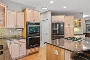 2512 Sky Blue Ct, White Bear Lake, MN 55110 - Photo 14