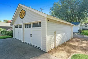 333 W 2nd St, Waconia, MN 55387 - Photo 12