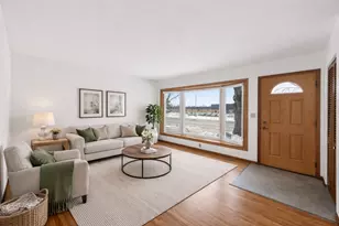 3540 McKnight Rd N, White Bear Lake, MN 55110 - Photo 8