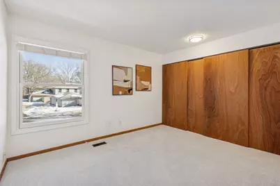 2425 Unity Avenue N, Golden Valley, MN 55422 - Photo 18