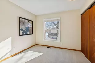 2425 Unity Ave N, Golden Valley, MN 55422 - Photo 22