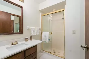 6429 Vernon Ave S, Edina, MN 55436 - Photo 10