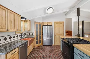 2135 Cedar Ln, Mound, MN 55364 - Photo 4