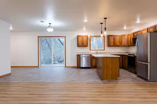 321 W Garfield Ave, Mahnomen, MN 56557 - Photo 10