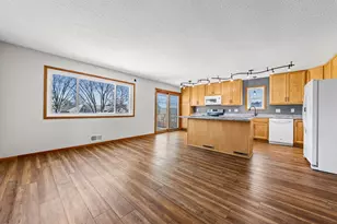 15635 Hallmark Path, Apple Valley, MN 55124 - Photo 8