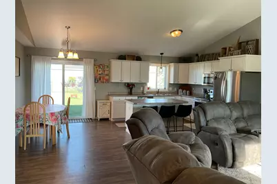 1218 8th Avenue NW, Perham, MN 56573 - Photo 6