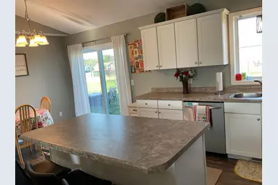 1218 8th Avenue NW, Perham, MN 56573 - Photo 4