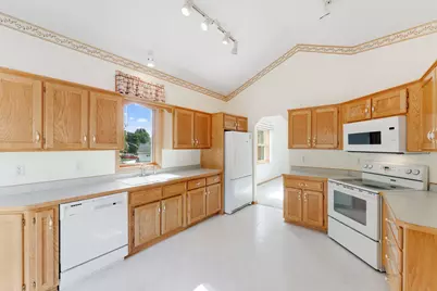 7268 256th Street, Wyoming, MN 55092 - Photo 16