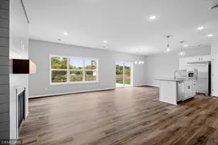10592 Goodview Ave S, Cottage Grove, MN 55016 - Photo 2