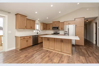 1070 Cubasue Avenue, Shakopee, MN 55379 - Photo 4