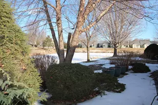 1511 Waters Edge Cir, Northfield, MN 55057 - Photo 4