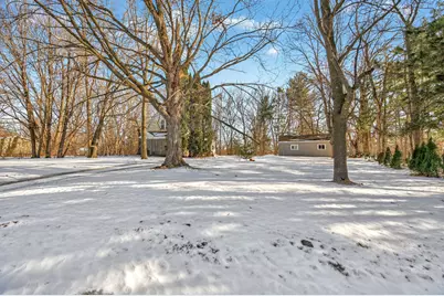 11257 Stinson Avenue, Chisago City, MN 55013 - Photo 2