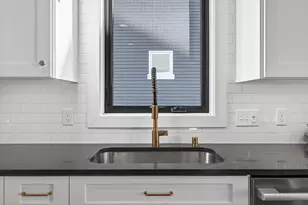 11425 Wildflower Dr N, Lake Elmo, MN 55042 - Photo 14