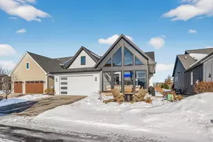 11425 Wildflower Dr N, Lake Elmo, MN 55042 - Photo 2