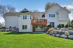 709 Laura Ct, Chaska, MN 55318 - Photo 28