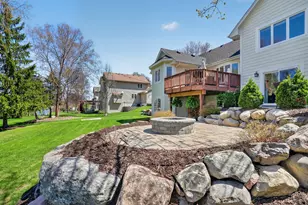 709 Laura Ct, Chaska, MN 55318 - Photo 20