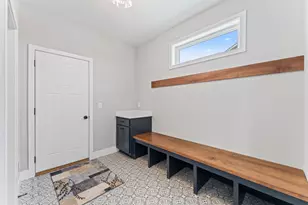 631 Parkside Ct, Eagan, MN 55123 - Photo 10