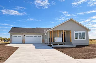 1100 Slate St, Marshall, MN 56258 - Photo 1
