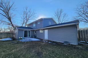 1814 Brookside Cir, Albert Lea, MN 56007 - Photo 6