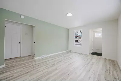 1830 4th Street N, Fargo, ND 58102 - Photo 8