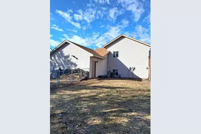 38349 Casselberry Drive, North Branch, MN 55056 - Photo 4