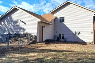 38349 Casselberry Dr, North Branch, MN 55056 - Photo 4