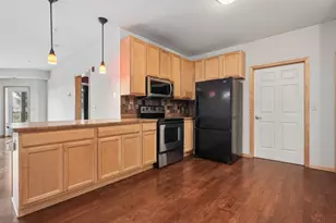 2530 E 34th St, Minneapolis, MN 55406 - Photo 10