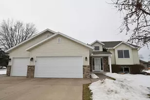 1040 Toccata Ln, Zumbrota, MN 55992 - Photo 46