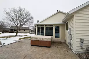 1040 Toccata Ln, Zumbrota, MN 55992 - Photo 14