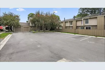 365 E 43rd Street, Minneapolis, MN 55409 - Photo 10