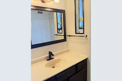 365 E 43rd Street, Minneapolis, MN 55409 - Photo 14