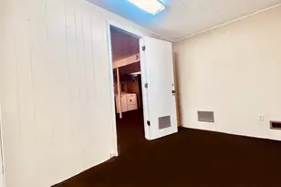 365 E 43rd St, Minneapolis, MN 55409 - Photo 18