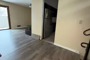 365 E 43rd St, Minneapolis, MN 55409 - Photo 20
