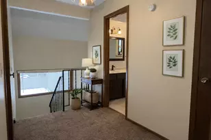 365 E 43rd St, Minneapolis, MN 55409 - Photo 8