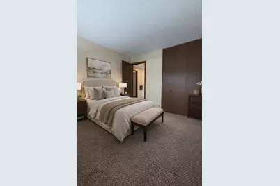 365 E 43rd Street, Minneapolis, MN 55409 - Photo 18