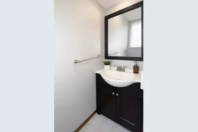 365 E 43rd Street, Minneapolis, MN 55409 - Photo 8