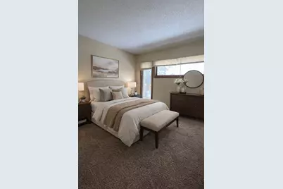 365 E 43rd Street, Minneapolis, MN 55409 - Photo 6