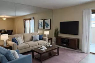365 E 43rd St, Minneapolis, MN 55409 - Photo 2