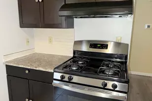 365 E 43rd St, Minneapolis, MN 55409 - Photo 28