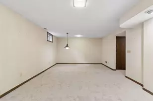 5220 Tifton Dr, Edina, MN 55439 - Photo 36