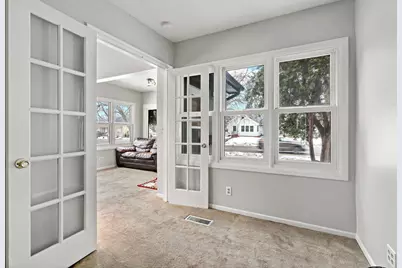 5216 Bryant Avenue N, Minneapolis, MN 55430 - Photo 10