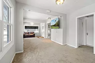 5216 Bryant Ave N, Minneapolis, MN 55430 - Photo 8