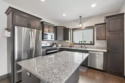 6056 W 137th Street, Savage, MN 55378 - Photo 4