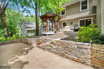 138 Dahlia Street, Mahtomedi, MN 55115 - Photo 34