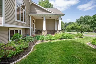 138 Dahlia St, Mahtomedi, MN 55115 - Photo 44